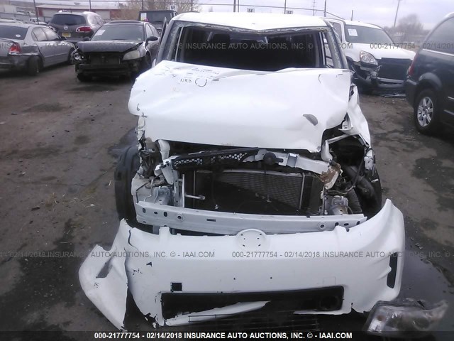 JTLZE4FE6CJ018461 - 2012 TOYOTA SCION XB Weiß Foto 6