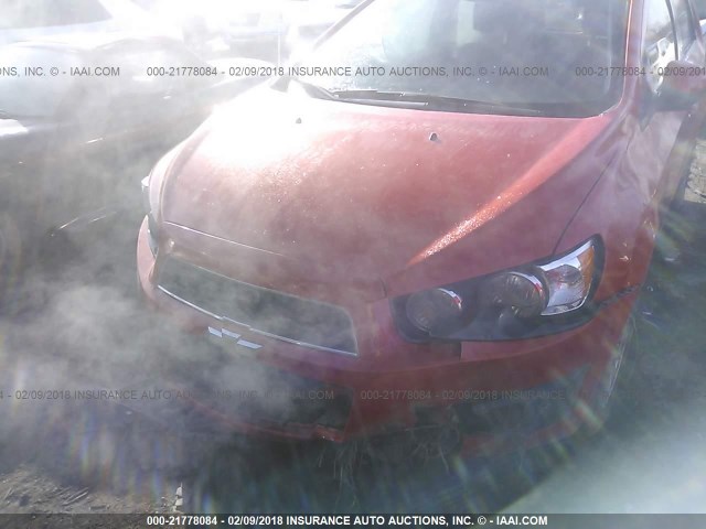 1G1JB6SH4C4116456 - 2012 CHEVROLET SONIC LS 橙色 照片 6