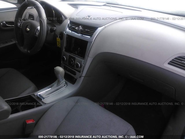 1G1ZC5E02A4113651 - 2010 CHEVROLET MALIBU 1LT 白色 照片 5