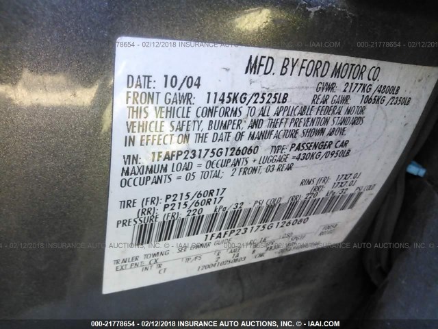 1FAFP23175G126060 - 2005 FORD FIVE HUNDRED SE GRAY photo 9