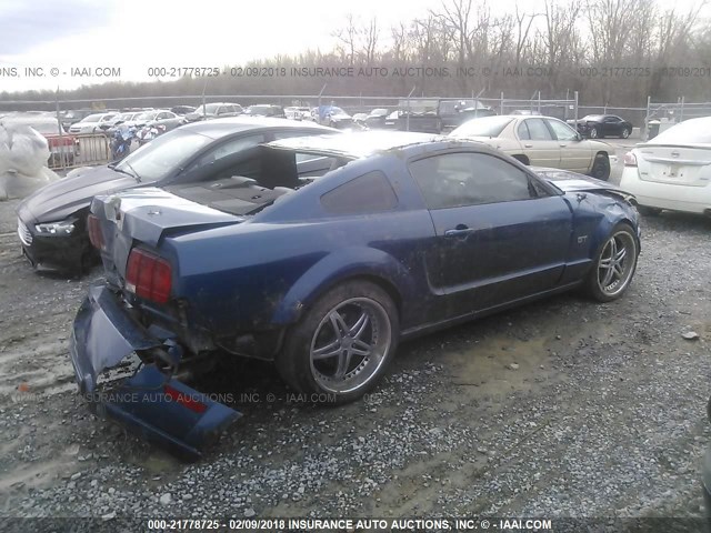 1ZVHT82H165254384 - 2006 FORD MUSTANG GT BLUE photo 4