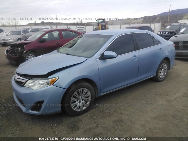 4T4BF1FKXCR193519 - 2012 TOYOTA CAMRY SE/LE/XLE Light Blue photo 2