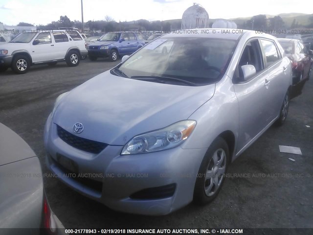 2T1KU40E79C071974 - 2009 TOYOTA COROLLA MATRIX  SILVER photo 2