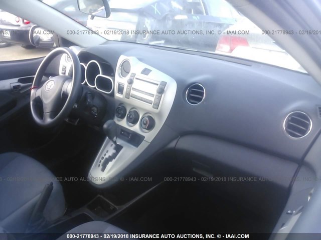 2T1KU40E79C071974 - 2009 TOYOTA COROLLA MATRIX  SILVER photo 5