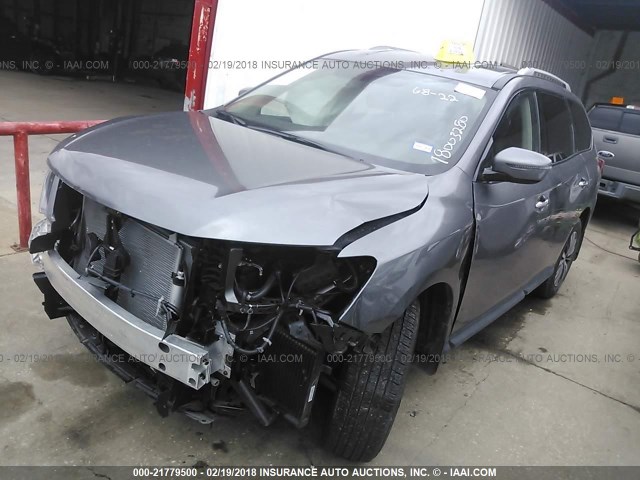 5N1DR2MNXHC683856 - 2017 NISSAN PATHFINDER S/SV/SL/PLATINUM 灰色 照片 2