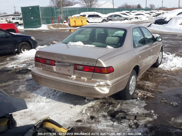 4T1BG22K7WU336949 - 1998 TOYOTA CAMRY CE/LE/XLE 金色 照片 4