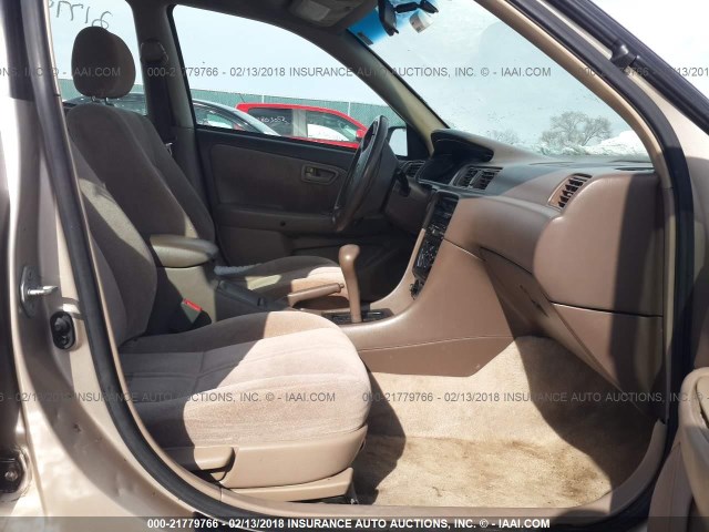 4T1BG22K7WU336949 - 1998 TOYOTA CAMRY CE/LE/XLE 金色 照片 5