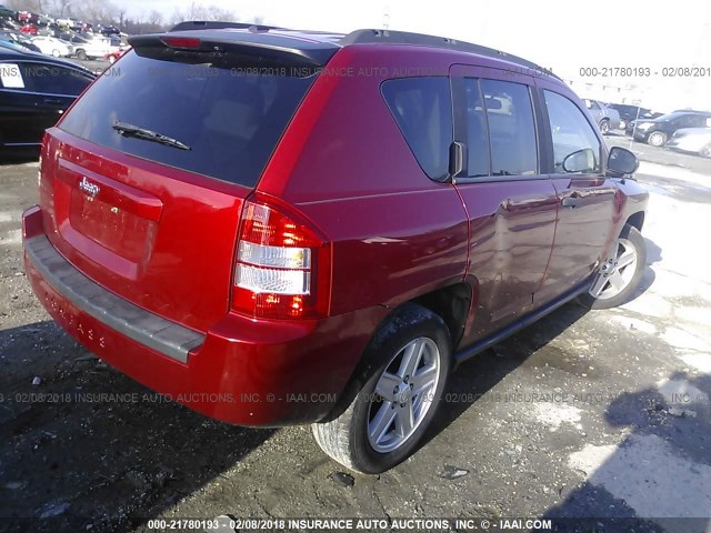 1J8FT47097D261167 - 2007 JEEP COMPASS RED photo 4