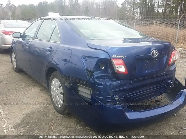 4T1BF3EK5BU729976 - 2011 TOYOTA CAMRY SE/LE/XLE BLUE photo 3