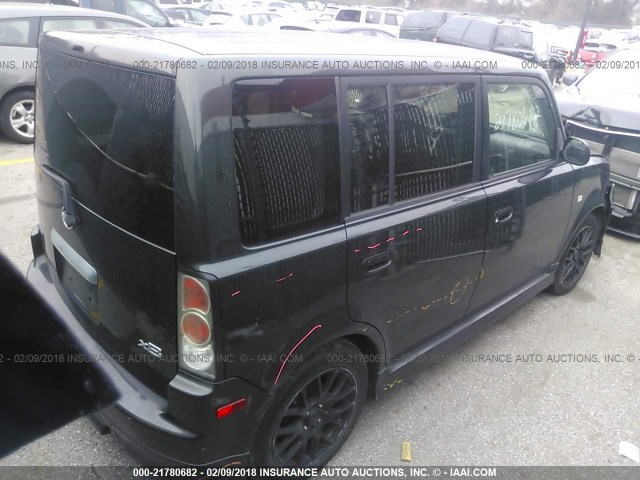 JTLKT334264107704 - 2006 TOYOTA SCION XB შავი ფოტო 4