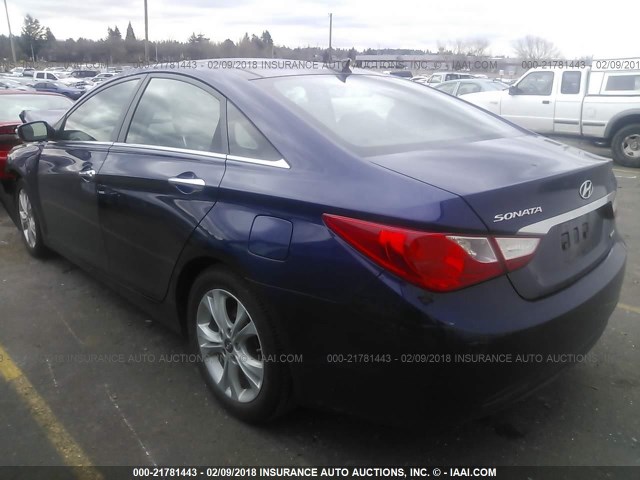 5NPEC4AC5CH435830 - 2012 HYUNDAI SONATA SE/LIMITED BLUE photo 3