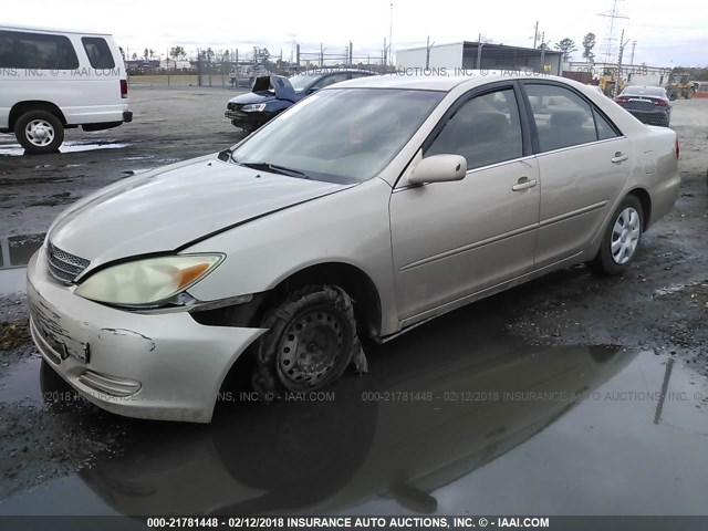 4T1BE32K73U701427 - 2003 TOYOTA CAMRY LE/XLE/SE ოქროსფერი ფოტო 2