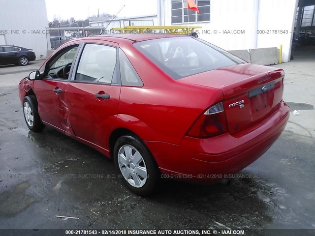 1FAFP34N47W222325 - 2007 FORD FOCUS ZX4/S/SE/SES RED photo 3