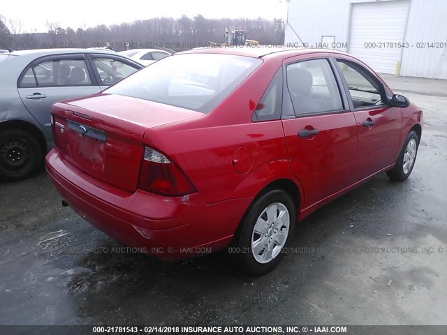 1FAFP34N47W222325 - 2007 FORD FOCUS ZX4/S/SE/SES 红色 照片 4
