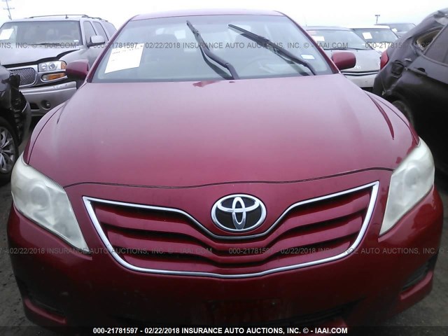 4T1BF3EK3BU640102 - 2011 TOYOTA CAMRY SE/LE/XLE RED photo 6