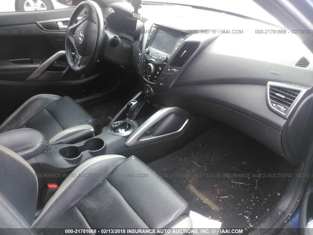 KMHTC6AE7GU260511 - 2016 HYUNDAI VELOSTER TURBO 蓝色 照片 5