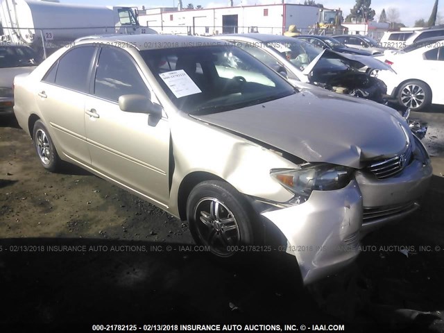 4T1BE32K85U068357 - 2005 TOYOTA CAMRY LE/XLE/SE GOLD photo 1