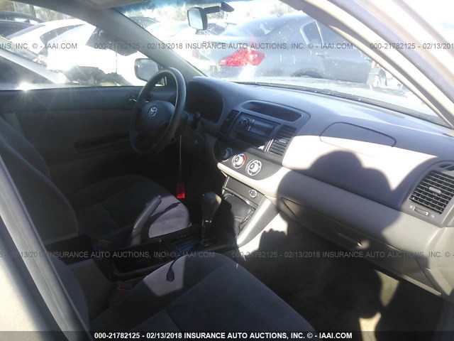 4T1BE32K85U068357 - 2005 TOYOTA CAMRY LE/XLE/SE GOLD photo 5