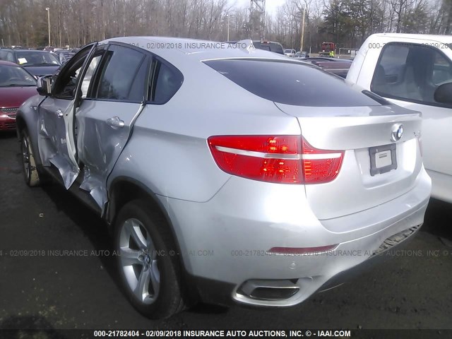 5UXFG8C51BLZ95108 - 2011 BMW X6 XDRIVE50I SILVER photo 3