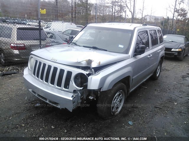 1J4NT2GB5AD558317 - 2010 JEEP PATRIOT SPORT SILVER photo 2