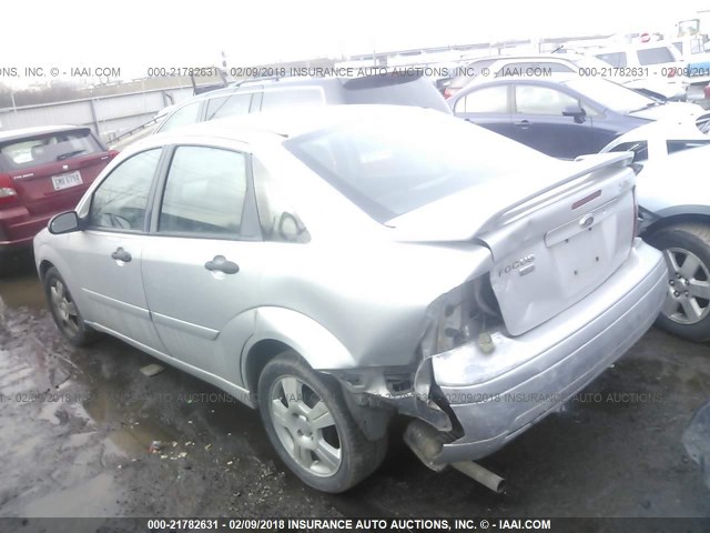 1FAFP34N57W202777 - 2007 FORD FOCUS ZX4/S/SE/SES 银色 照片 3