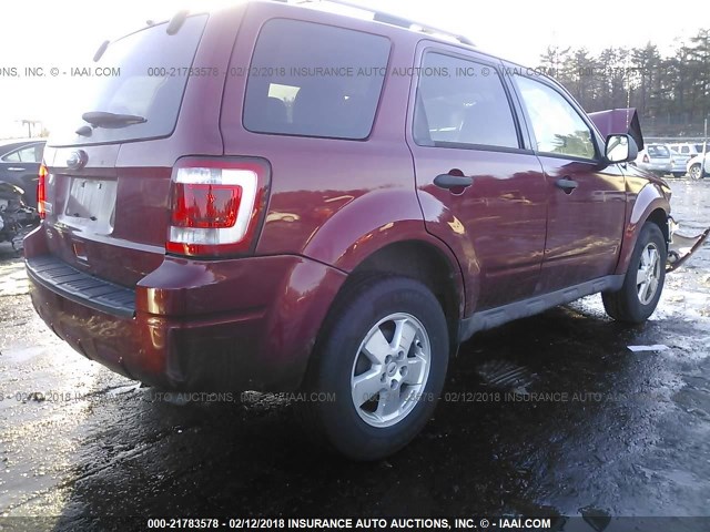 1FMCU0D73CKB56871 - 2012 FORD ESCAPE XLT MAROON photo 4