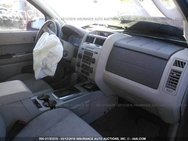 1FMCU0D73CKB56871 - 2012 FORD ESCAPE XLT MAROON photo 5