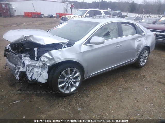 2G61M5S34G9138205 - 2016 CADILLAC XTS LUXURY COLLECTION SILVER photo 2