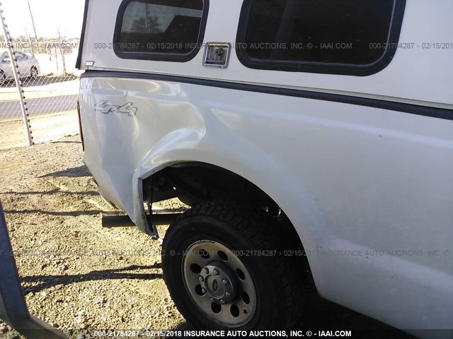 1FTSX21515EC41912 - 2005 FORD F250 SUPER DUTY WHITE photo 6