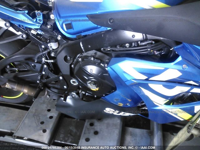 JS1DM11B3H2100907 - 2017 SUZUKI GSX-R1000 BLUE photo 8