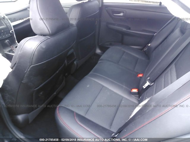 4T1BF1FK2HU393554 - 2017 TOYOTA CAMRY LE/XLE/SE/XSE BLACK photo 8