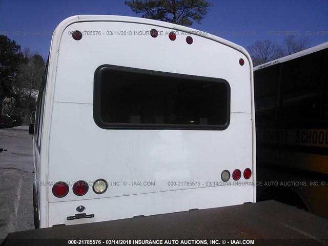 1FDXE45F23HB84962 - 2003 FORD E450 WHITE photo 8