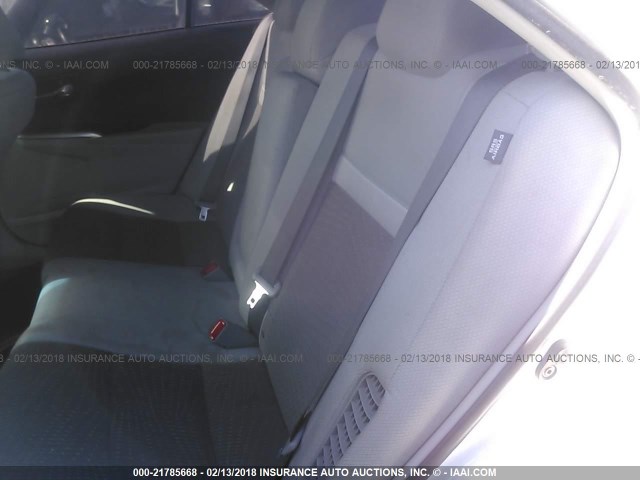 4T1BD1FK7EU102970 - 2014 TOYOTA CAMRY HYBRID/LE/XLE 白色 照片 8