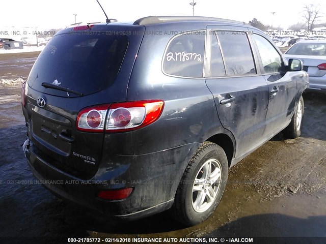 5XYZGDAB5BG082153 - 2011 HYUNDAI SANTA FE GLS BLACK photo 4