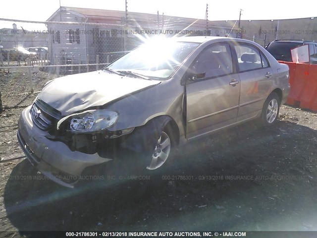 2T1BR32E04C284394 - 2004 TOYOTA COROLLA CE/LE/S GOLD photo 2