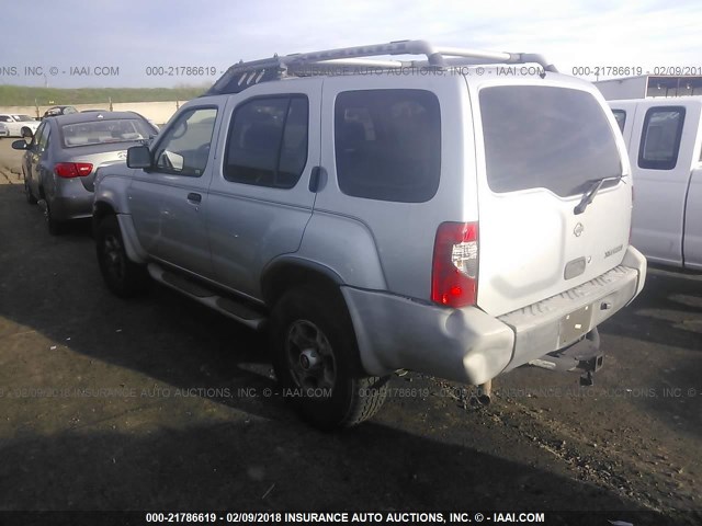 5N1ED28T8YC520747 - 2000 NISSAN XTERRA XE/SE SILVER photo 3