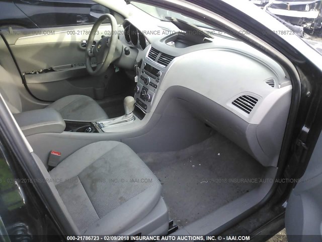 1G1ZB5E17BF259335 - 2011 CHEVROLET MALIBU LS 灰色 照片 5