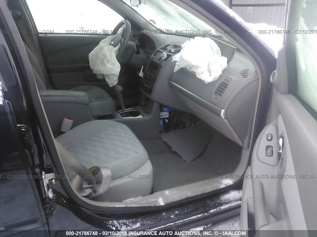 1G1ZT62895F317650 - 2005 CHEVROLET MALIBU MAXX LS BLACK photo 5