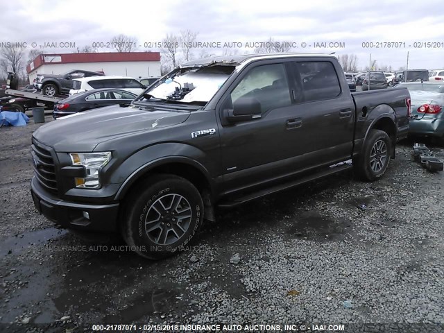 1FTEW1EP7GKF48527 - 2016 FORD F150 SUPERCREW GRAY photo 2