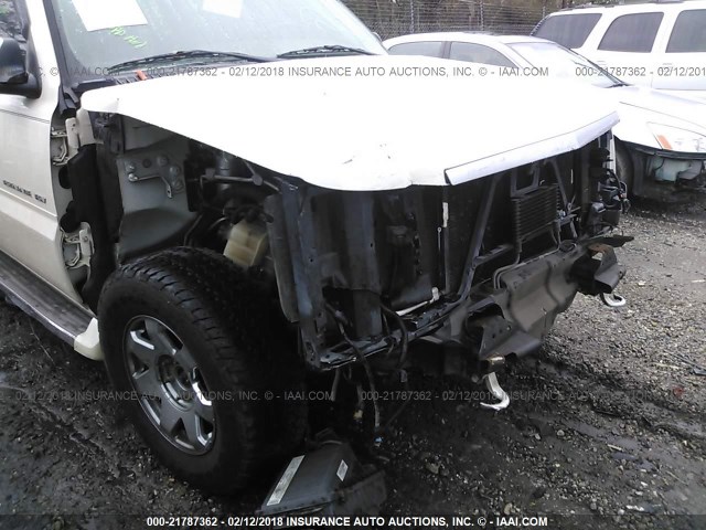 3GYFK66N15G247714 - 2005 CADILLAC ESCALADE ESV WHITE photo 6