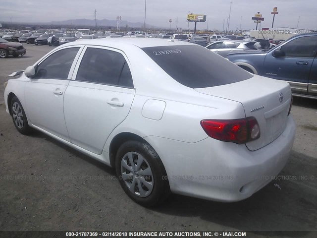 JTDBL40EX99039013 - 2009 TOYOTA COROLLA LE/XLE WHITE photo 3