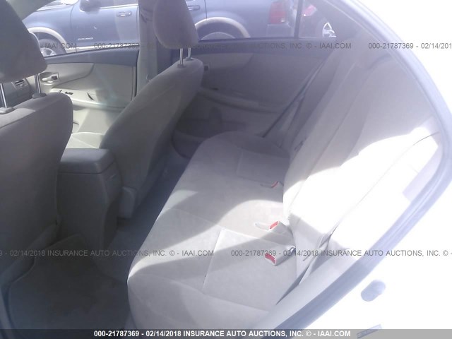 JTDBL40EX99039013 - 2009 TOYOTA COROLLA LE/XLE WHITE photo 8
