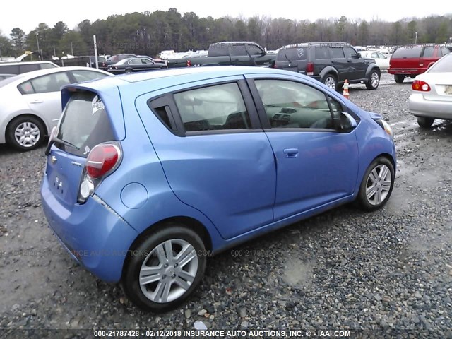 KL8CD6S94FC717369 - 2015 CHEVROLET SPARK 1LT BLUE photo 4