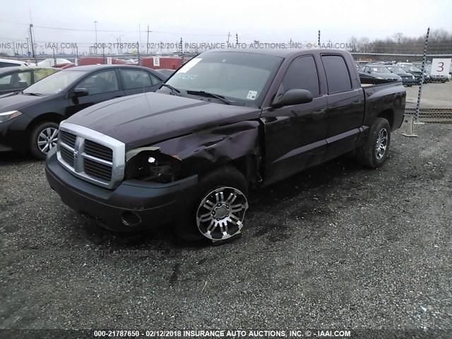 1D7HE28K75S277512 - 2005 DODGE DAKOTA QUAD/ST MAROON photo 2