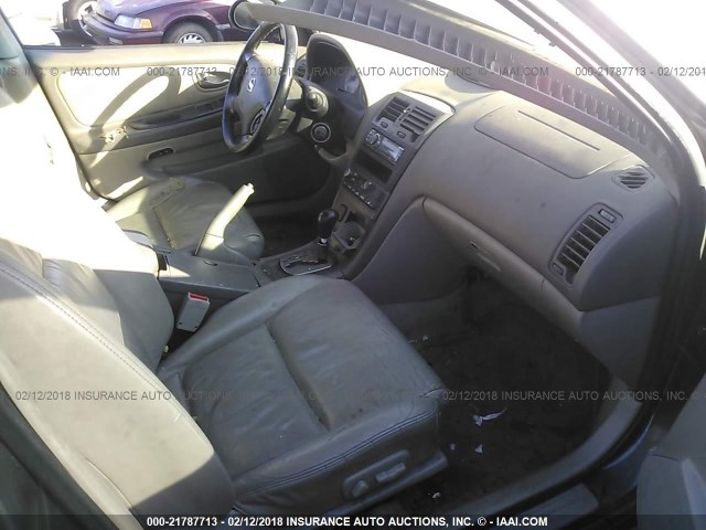 JN1DA31D12T443375 - 2002 NISSAN MAXIMA GLE/GXE/SE GRAY photo 5