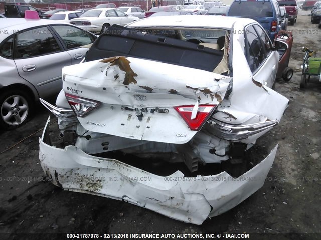 4T1BF1FK6GU533877 - 2016 TOYOTA CAMRY LE/XLE/SE/XSE WHITE photo 6