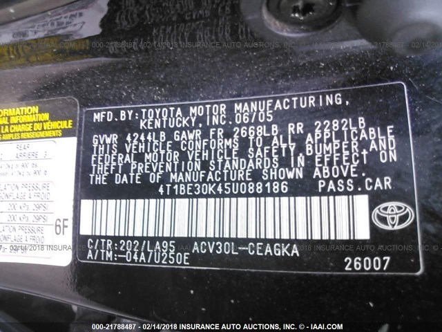 4T1BE30K45U088186 - 2005 TOYOTA CAMRY LE/XLE/SE შავი ფოტო 9