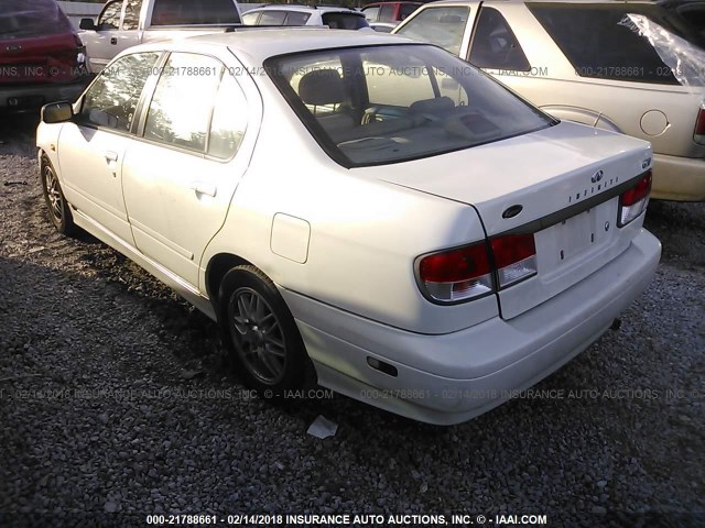 JNKCP11A7XT018931 - 1999 INFINITI G20 WHITE photo 3