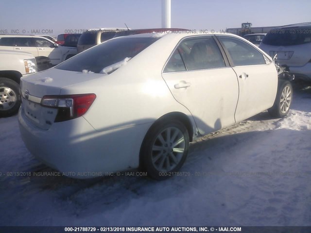 4T1BD1FK4CU059119 - 2012 TOYOTA CAMRY HYBRID/LE/XLE WHITE photo 4