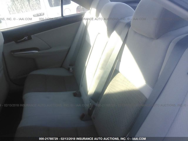 4T1BD1FK4CU059119 - 2012 TOYOTA CAMRY HYBRID/LE/XLE 白色 照片 8